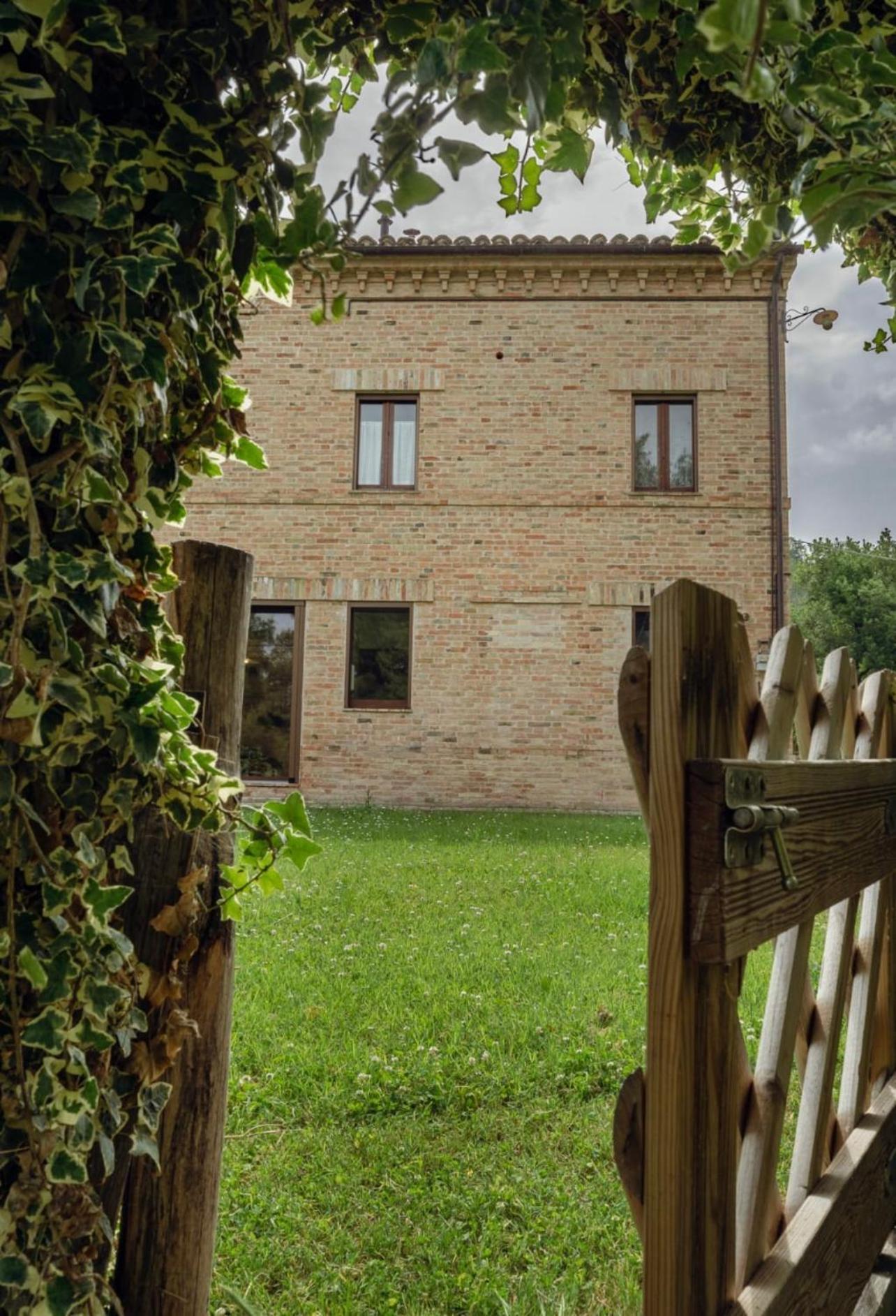 Loro Piceno Tenuta Gran Bosco מראה חיצוני תמונה