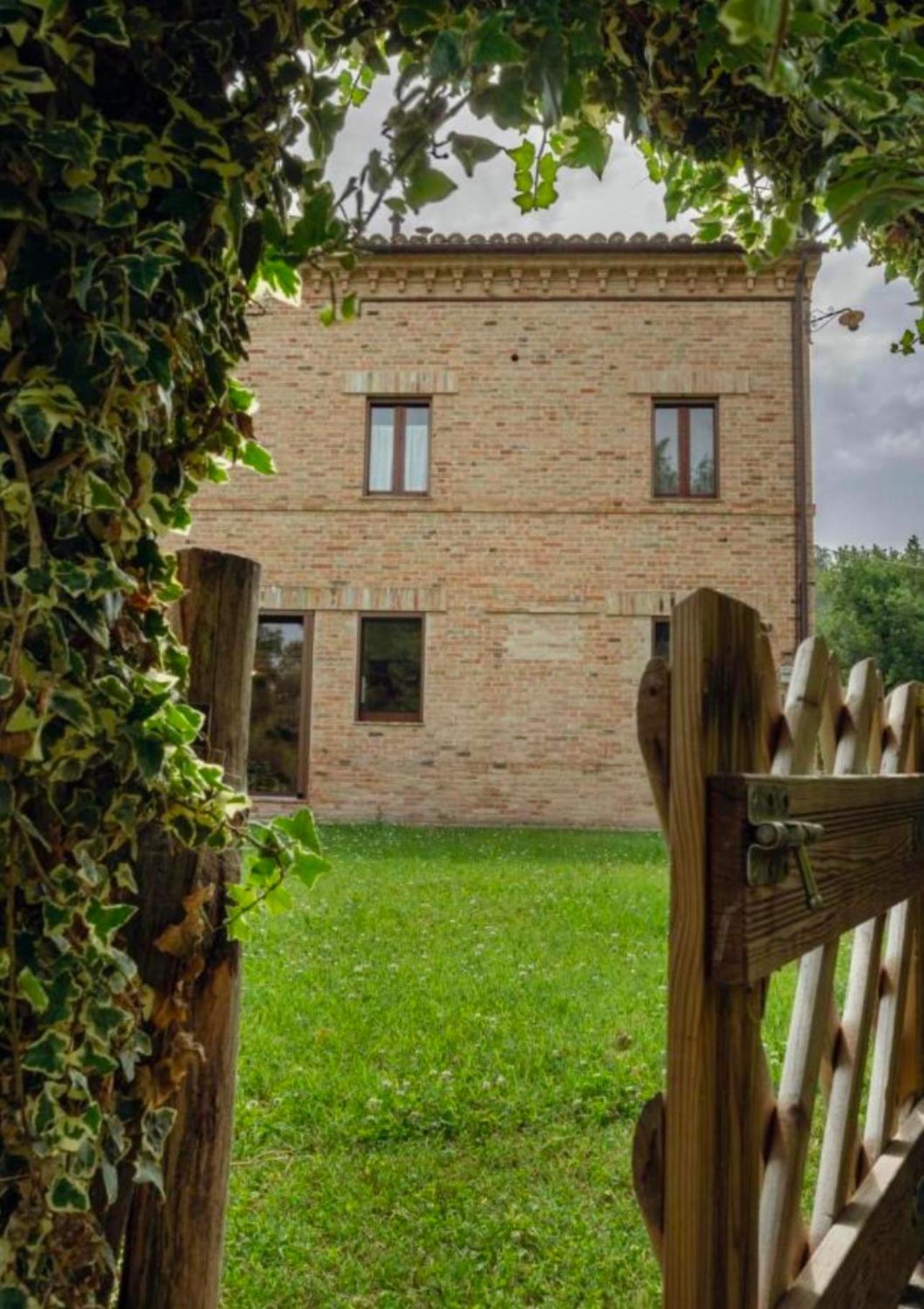 Loro Piceno Tenuta Gran Bosco מראה חיצוני תמונה